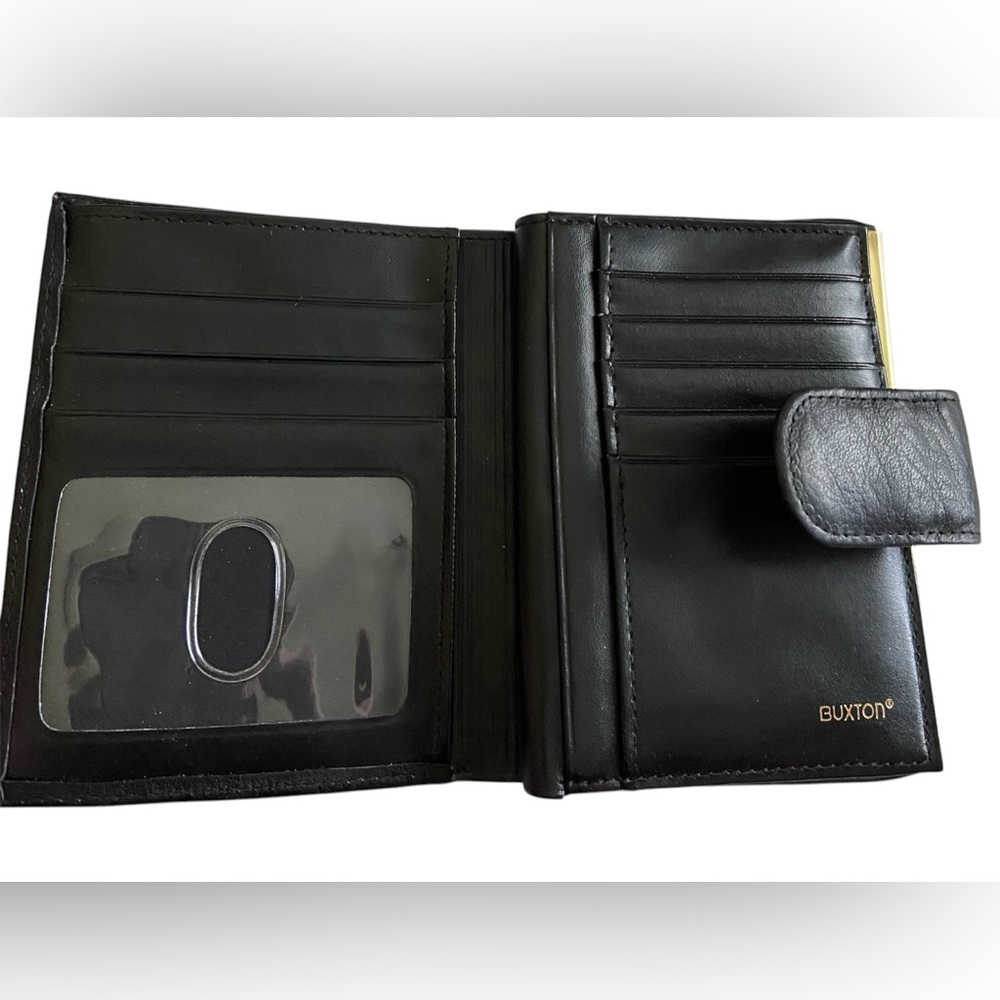 JULIA BUXTON Leather Wallet with Embossed Logo